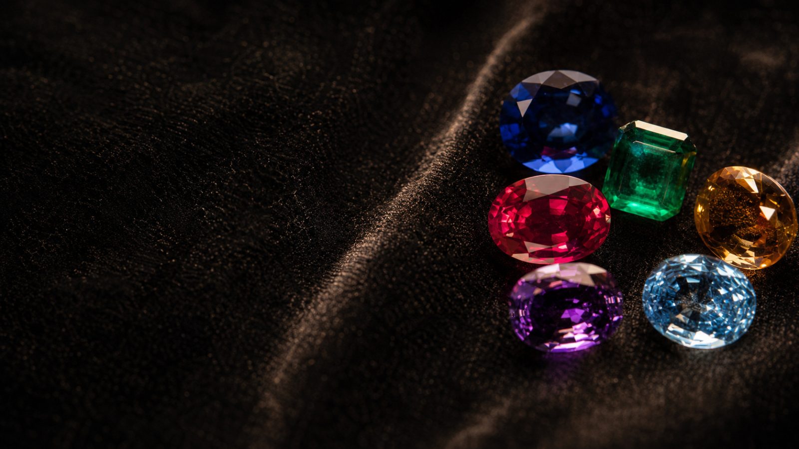 Birthstones hero